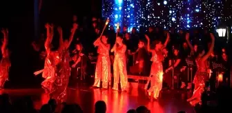 Anabilim Eğitim Kurumları Sahnesinde Cumhuriyet Destanı Bir Kez Daha Hayat Buldu!