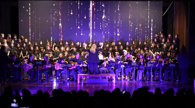 Anabilim Eğitim Kurumları Sahnesinde Cumhuriyet Destanı Bir Kez Daha Hayat Buldu! Anabilim Eğitim Kurumları Sahnesinde Cumhuriyet Destanı Bir Kez Daha Hayat Buldu!