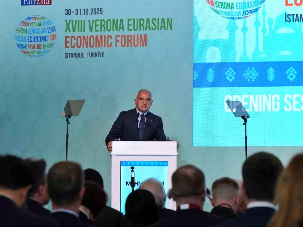 Bakan Ersoy: 'Turizmde başarının sırrı güvenli, sürdürülebilir turizm ve etkili tanıtım'