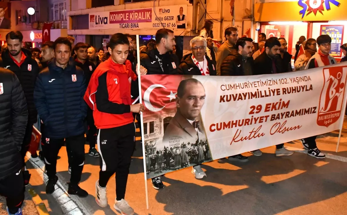 Balıkesirspor Cumhuriyet Bayramı Etkinliklerinde Yer Aldı