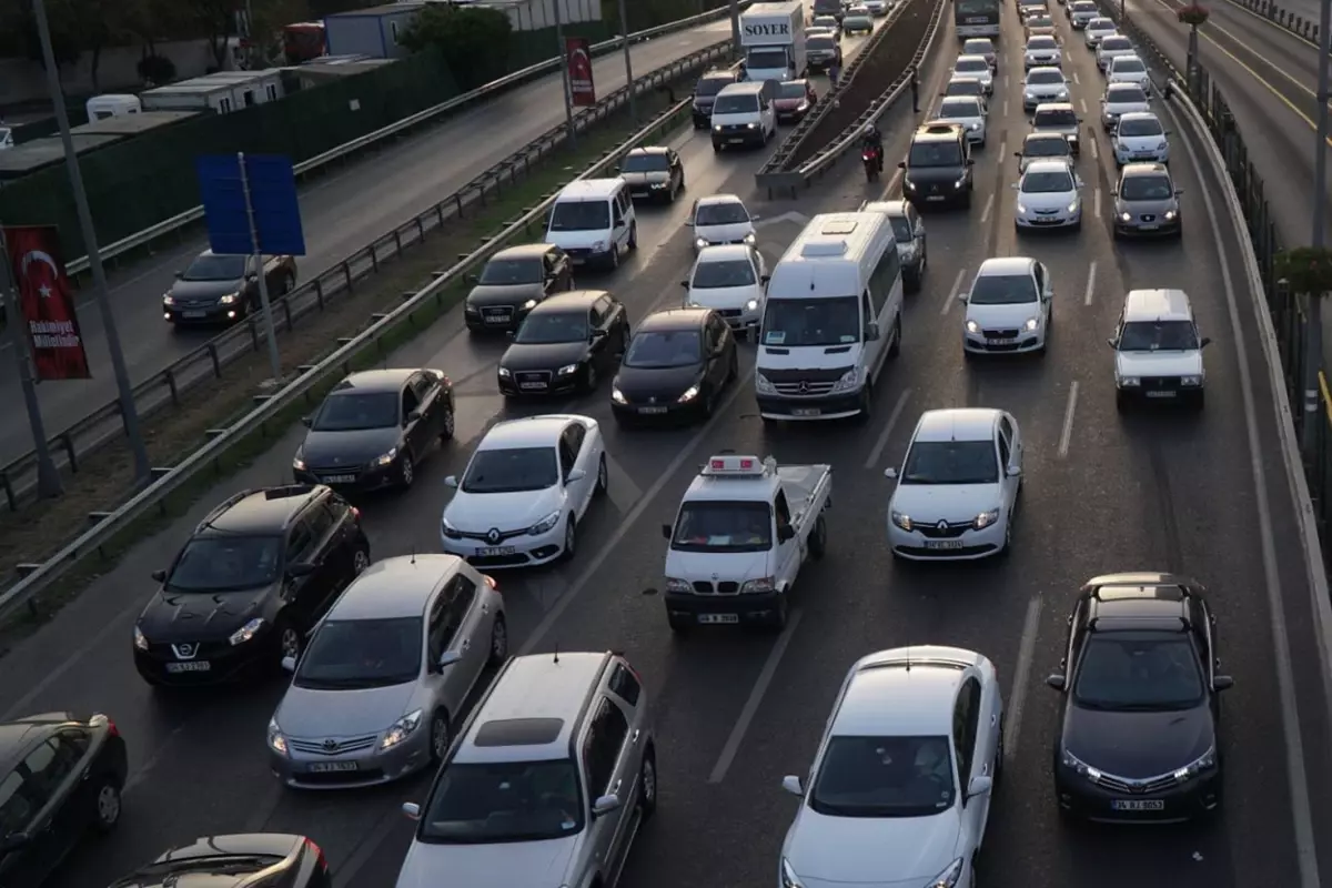 Benzine bu gece 1 lira 14 kuruş zam geliyor
