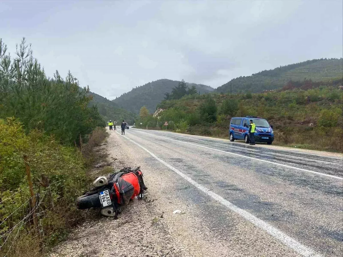Bilecik'te Tek Taraflı Motosiklet Kazası: Bir Yaralı