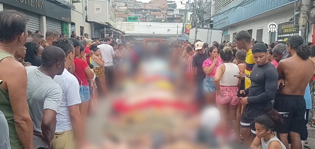 brazilya da savas gibi polis operasyonu cesetler 19200207 6769 m