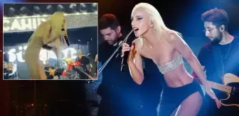 Gülşen, sahneye para atan hayranına kızdı: Üzerinde Atatürk var