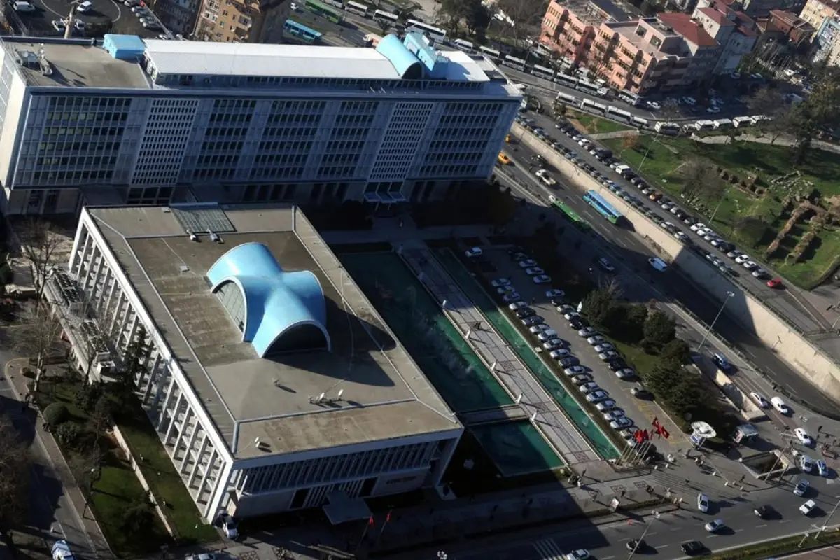 İBB'ye yönelik siyasi casusluk soruşturmasında 4 şüpheli hakkında gözaltı kararı | Güncel Haber