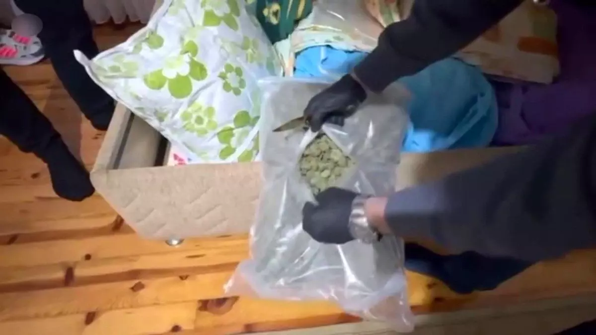 Uyuşturucu Ticareti Yapan Şahıs Gözaltına Alındı