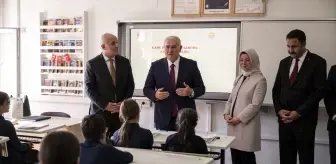 Kamu Başdenetçisi Akarca, Öğrencilerle Hak Arama Kültürünü Konuştu