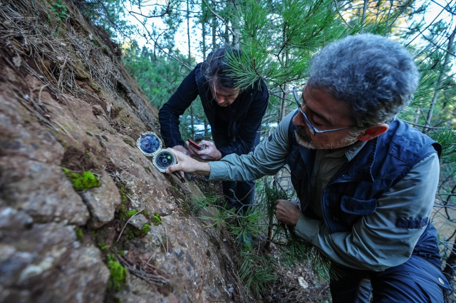 Sındırgı'daki deprem fırtınası sonrası korkutan tespit: Ölü faylar canlandı 5 sindirgi daki deprem firtinasi sonrasi korkutan 19200818 379 m