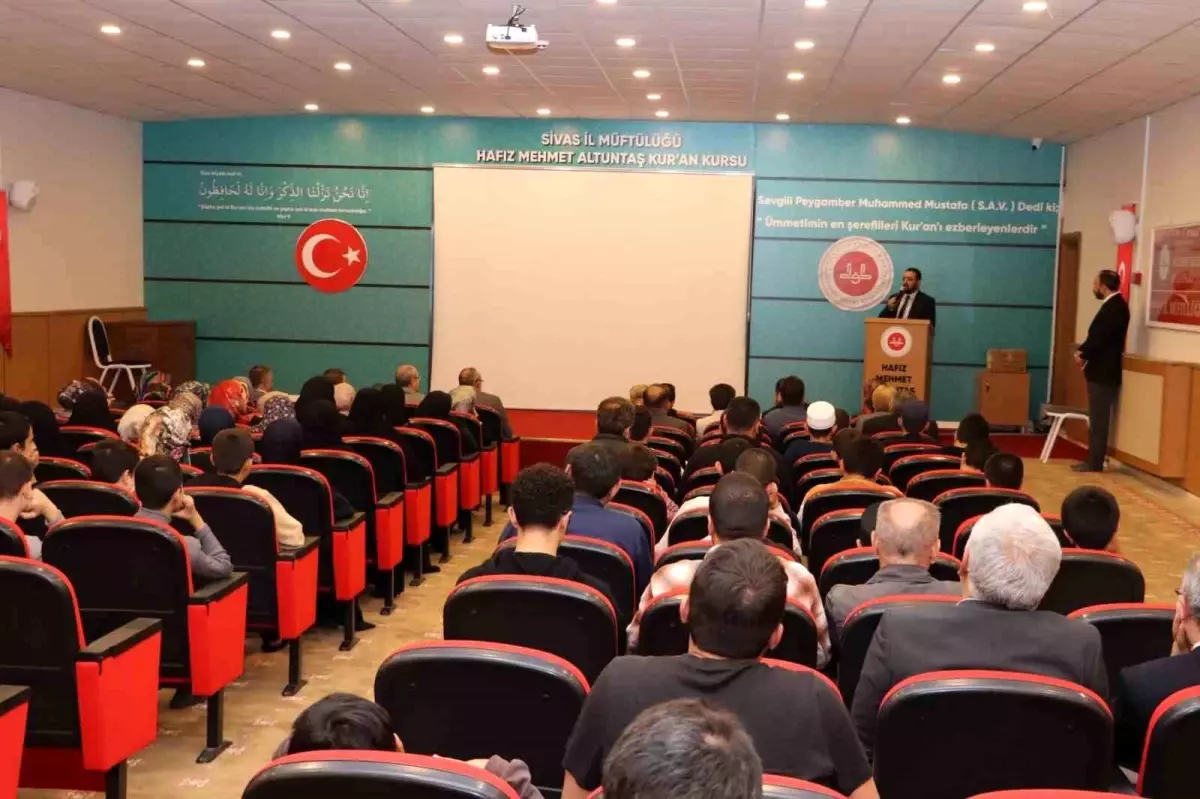 Sivas'ta Hafızlık Belgesi Taktim Töreni Düzenlendi