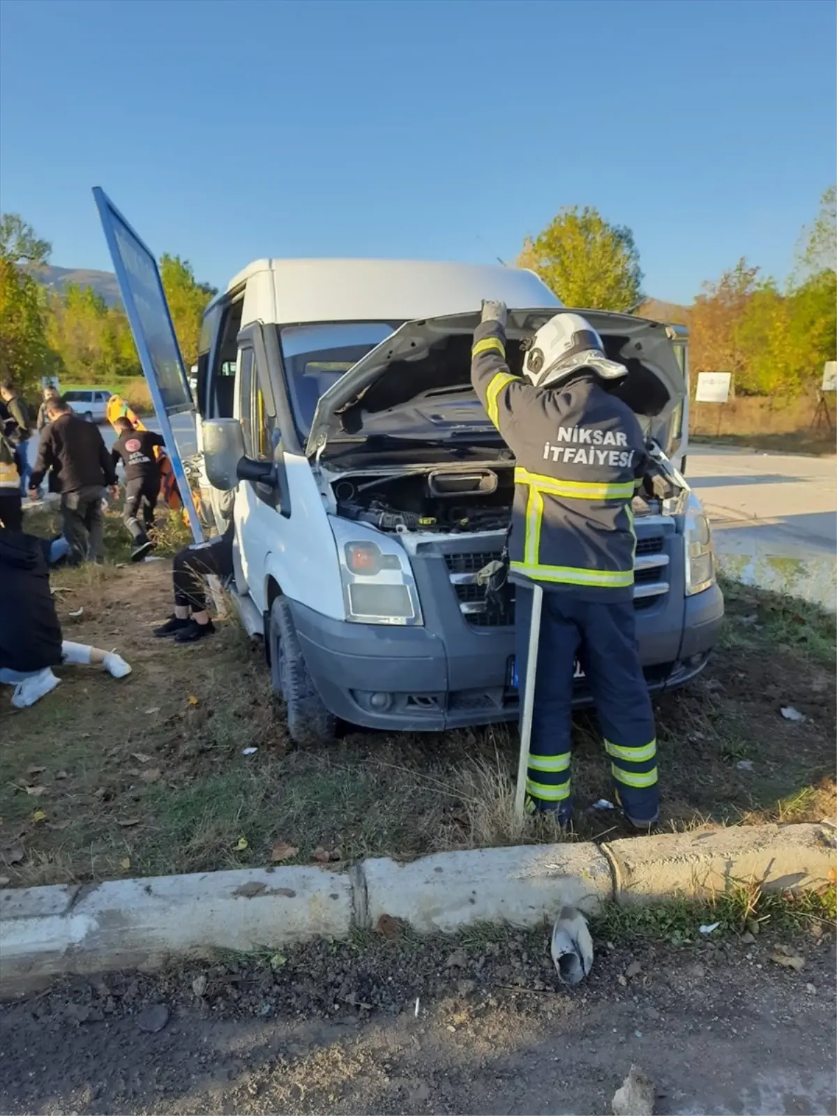 Tokat'ta İşçi Servisi ile Minibüs Çarpıştı: 10 Yaralı