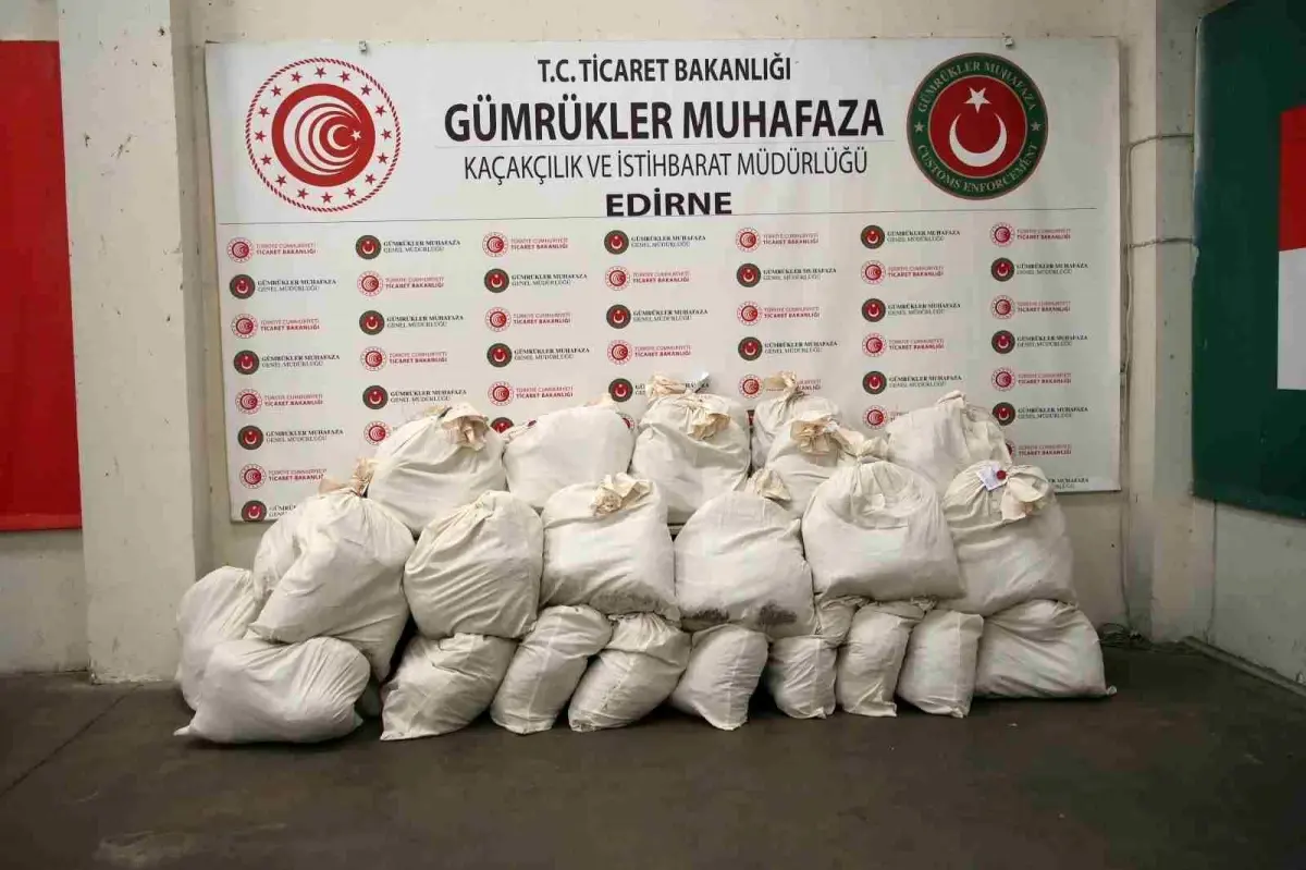 Kapıkule'de 525 Kilogram Esrar Ele Geçirildi