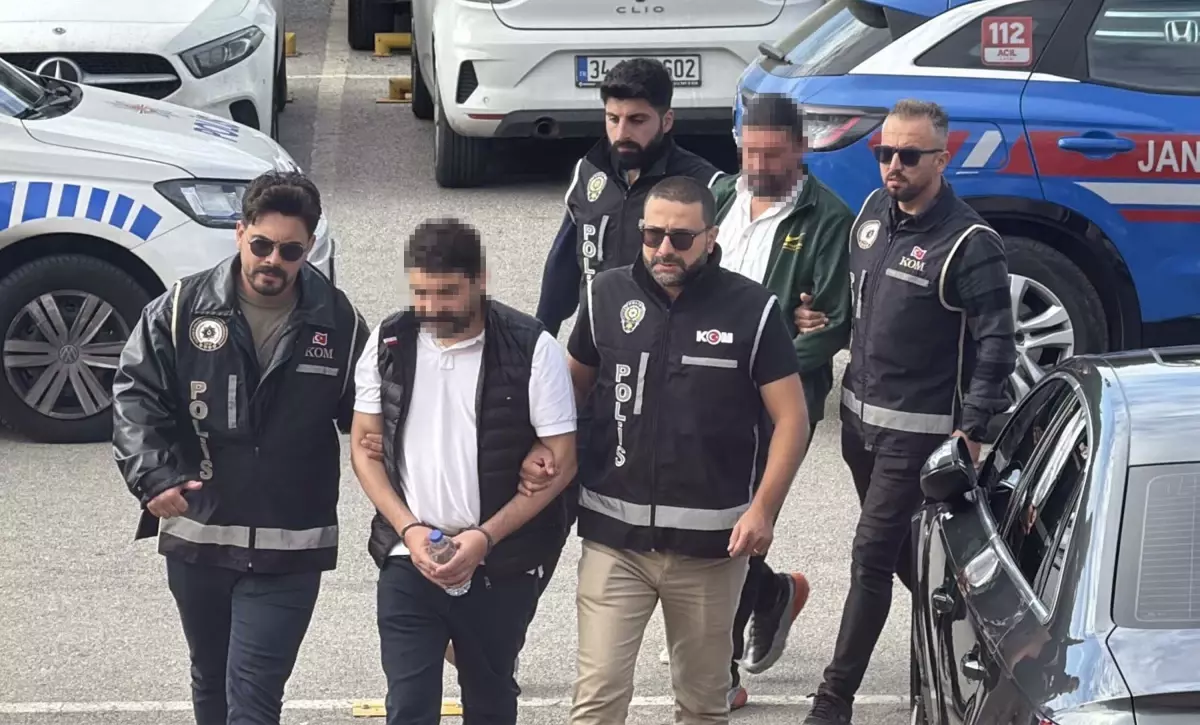 CHP'li Belediye Meclis Üyesi Rüşvet İddiasıyla Gözaltına Alındı