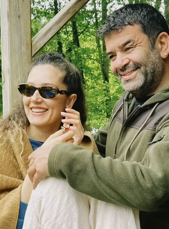 bulent sakrak tan sevgilisine romantik dogum gunu 19204558 1866 m