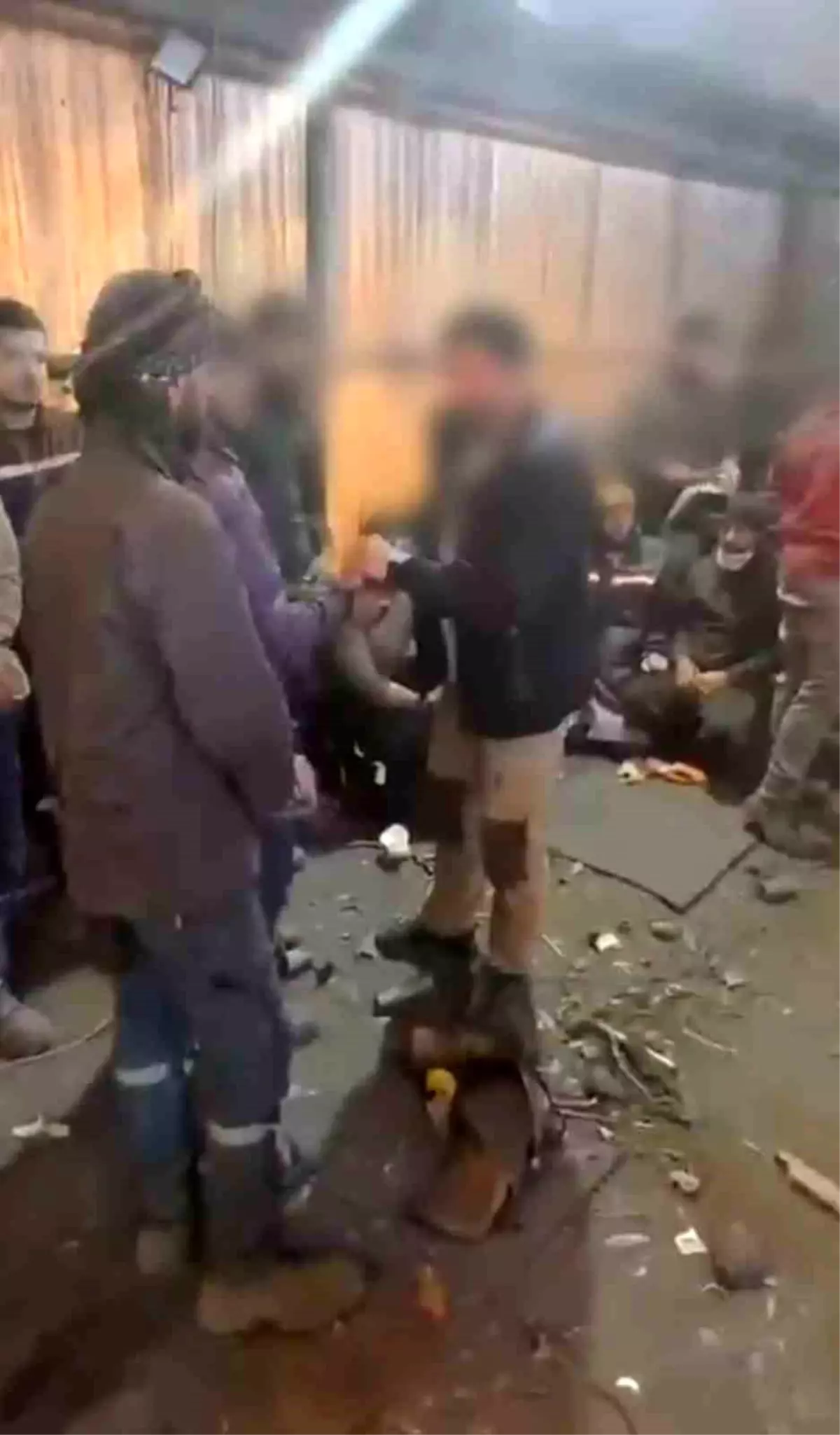 Bursa'da Düzensiz Göç Operasyonu: 17 Yabancı Çalışan Tespit Edildi