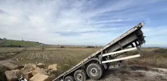 Çanakkale'de Tır Devrildi, Sürücü Hayatını Kaybetti