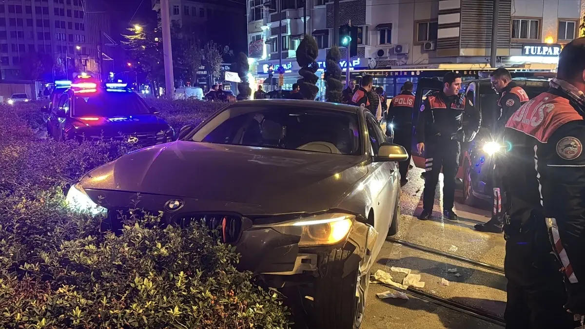 Alkollü Sürücü Kaçarken Kaza Yaptı