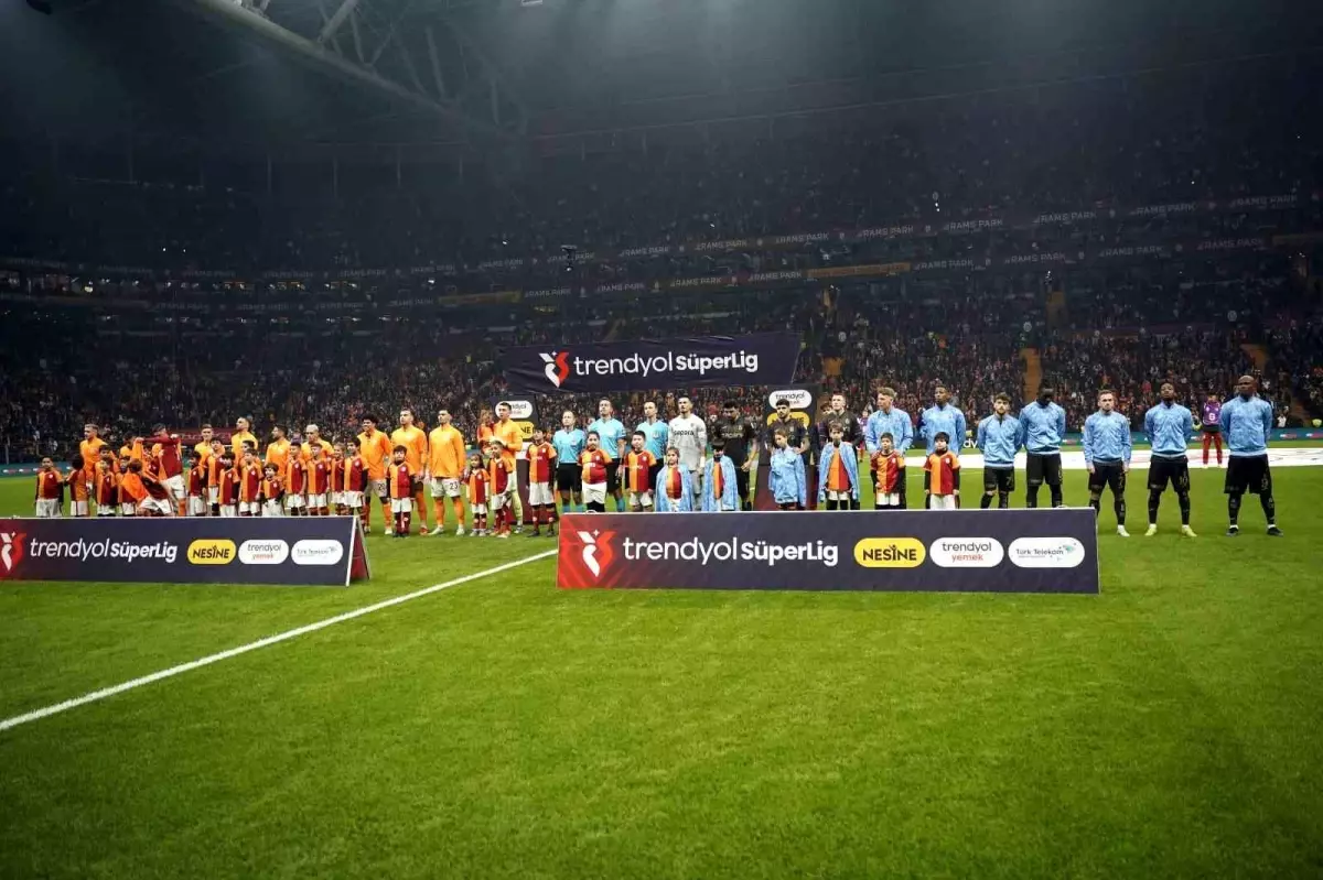 Galatasaray ve Trabzonspor 141. Randevuda Karşılaşıyor