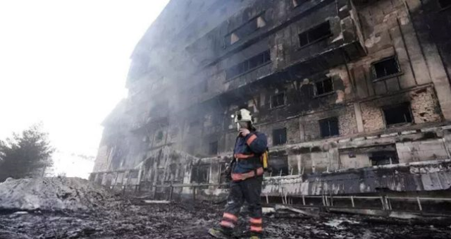 Halit Ergül'ün damadı Emir Aras kimdir? Emir Aras kaç yaşında, nereli? Halit Ergül'ün damadı Emir Aras kimdir? Emir Aras kaç yaşında, nereli?