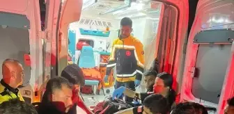 Antakya'da Elektrikli Motosiklet Asi Nehri'ne Devrildi, Sürücü Yaralandı