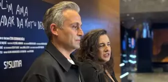 Esra Dermancıoğlu'nun Yeni Oyunu 'İyi Değilim, Ama Anlatacak Kadar da Kötü Değilim' Prömiyer Yaptı