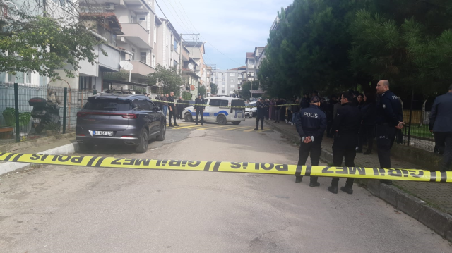 oturma odasinda esini vahsice katletti 19205294 8134 m