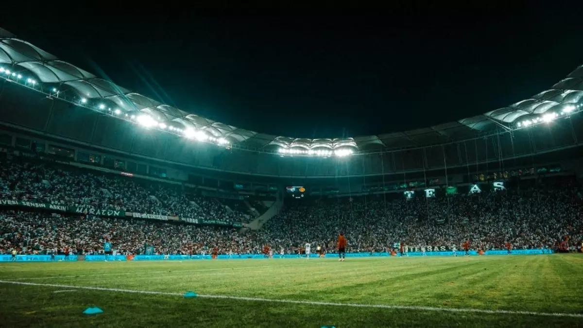 Bursaspor'a 1 Maç Seyircisiz Oynama Cezası