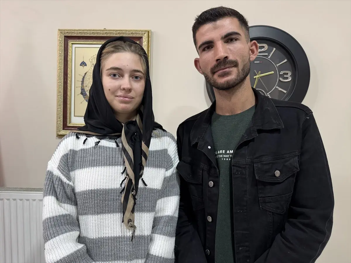 Rusyalı Alina Suldina İslam'ı Seçti, 'Rüya' İsmine Sahip Oldu