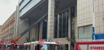 Şişli'de İş Merkezinde Yangın