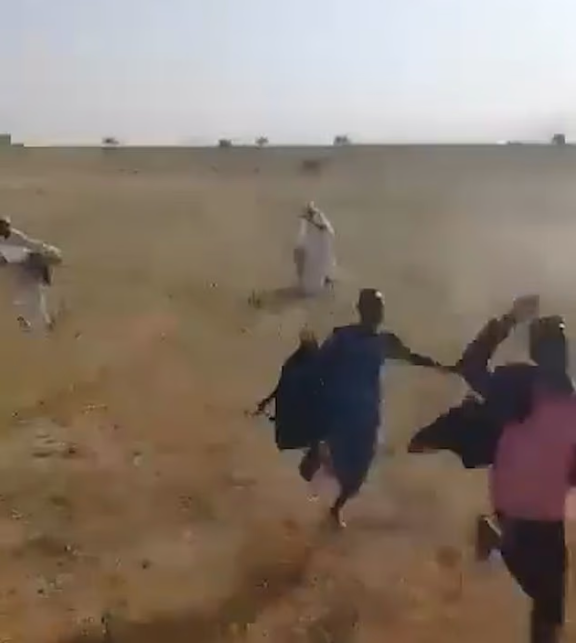 Sudan'ın TikToker kasabı, insanları infaz ettiği anları paylaştı 3 sudan in tiktoker kasabi insanlari infaz ettigi 19205758 13 m