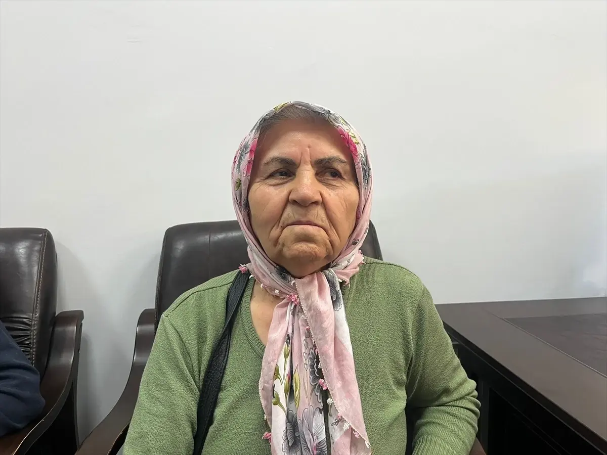 70 Yaşındaki Kadın Dolandırılmaktan Kurtarıldı