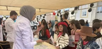 Yüksekova'da 'Sağlıklı Çocuk, Sağlıklı Gelecek' Etkinliği Düzenlendi