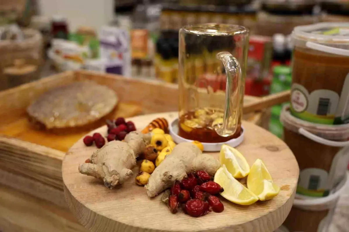 Kış Aylarının Şifalı Karışımı: Zencefil ve Bal