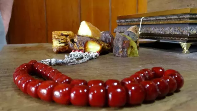 Dudak uçuklatan fiyat! Araba ve motosikletle takas ediliyor 5 bu tespihlerin fiyati dudak ucuklatiyor 11 19207814 o