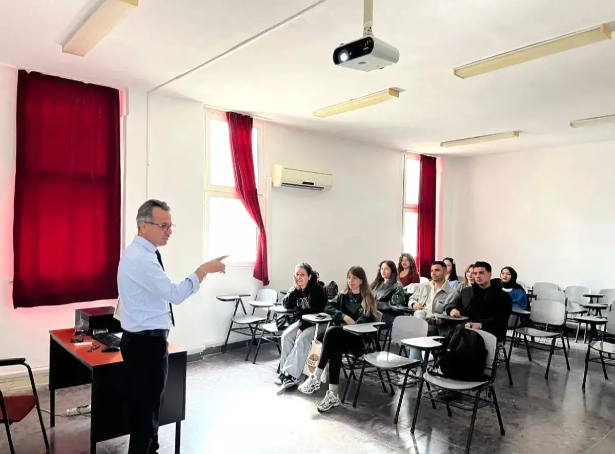 Ege Üniversitesi'nde Çeşme Damla Sakızı Tanıtıldı