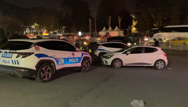 derbi oncesi besiktas ta silahli catisma cikti 1 19210189 3953 m