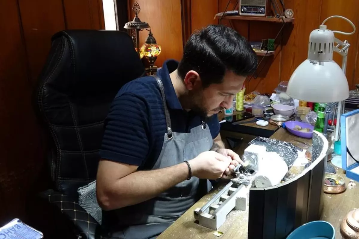 Dudak uçuklatan fiyat! Araba ve motosikletle takas ediliyor