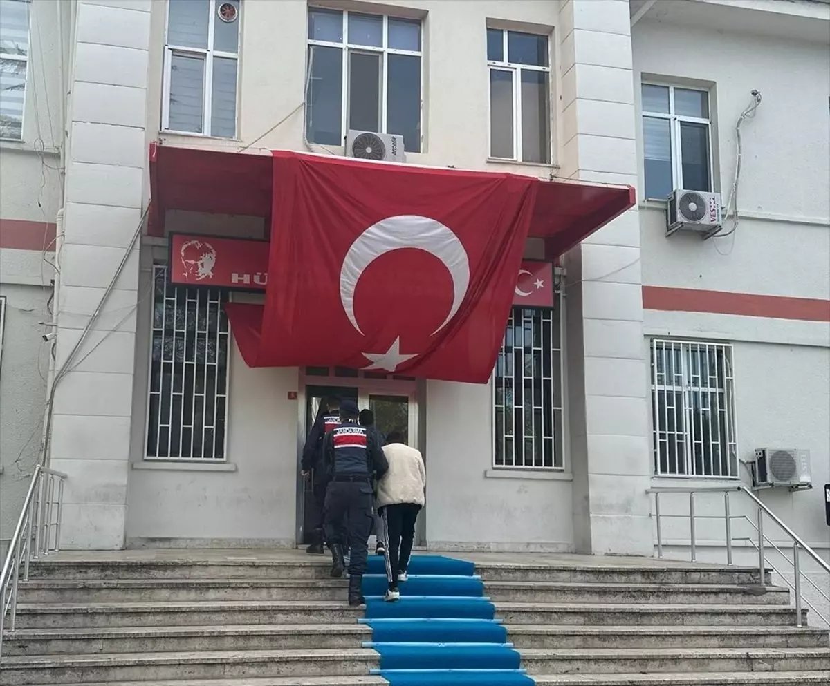 Edirne'de FETÖ Üyesi ve Tır Sürücüsü Tutuklandı