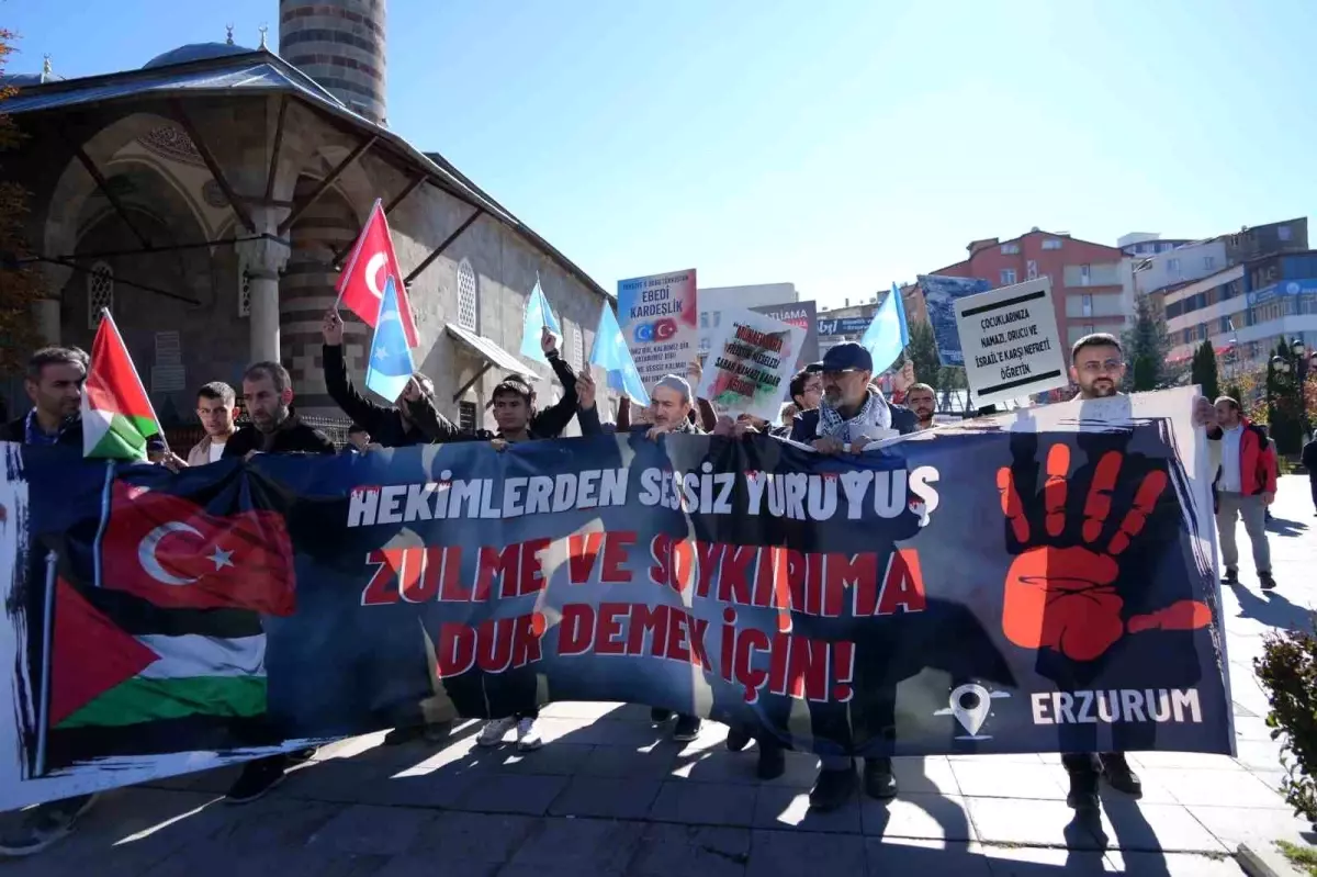 Erzurum'da Sağlık Çalışanlarından Gazze İçin 103 Haftalık Protesto