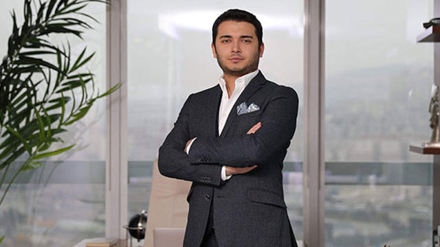 Faruk Fatih Özer kimdir? "Türkiye'de ilk" diyerek haber olmuştu, hayatı hücrede son buldu 7 faruk fatih ozer kimdir turkiye de ilk diyerek 19208589 7430 m