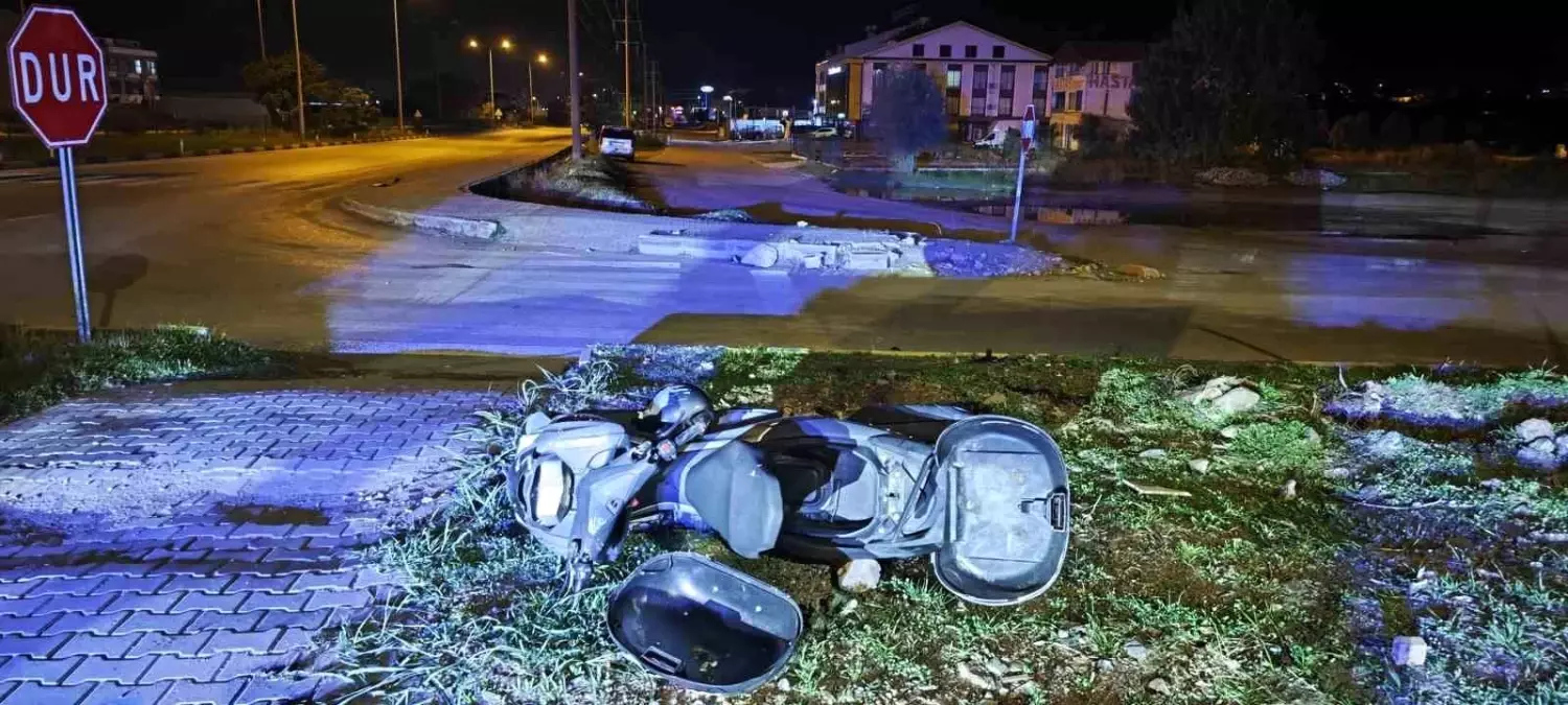 Karaçulha'da Motosiklet Kazası: 21 Yaşındaki Eren Sever Hayatını Kaybetti