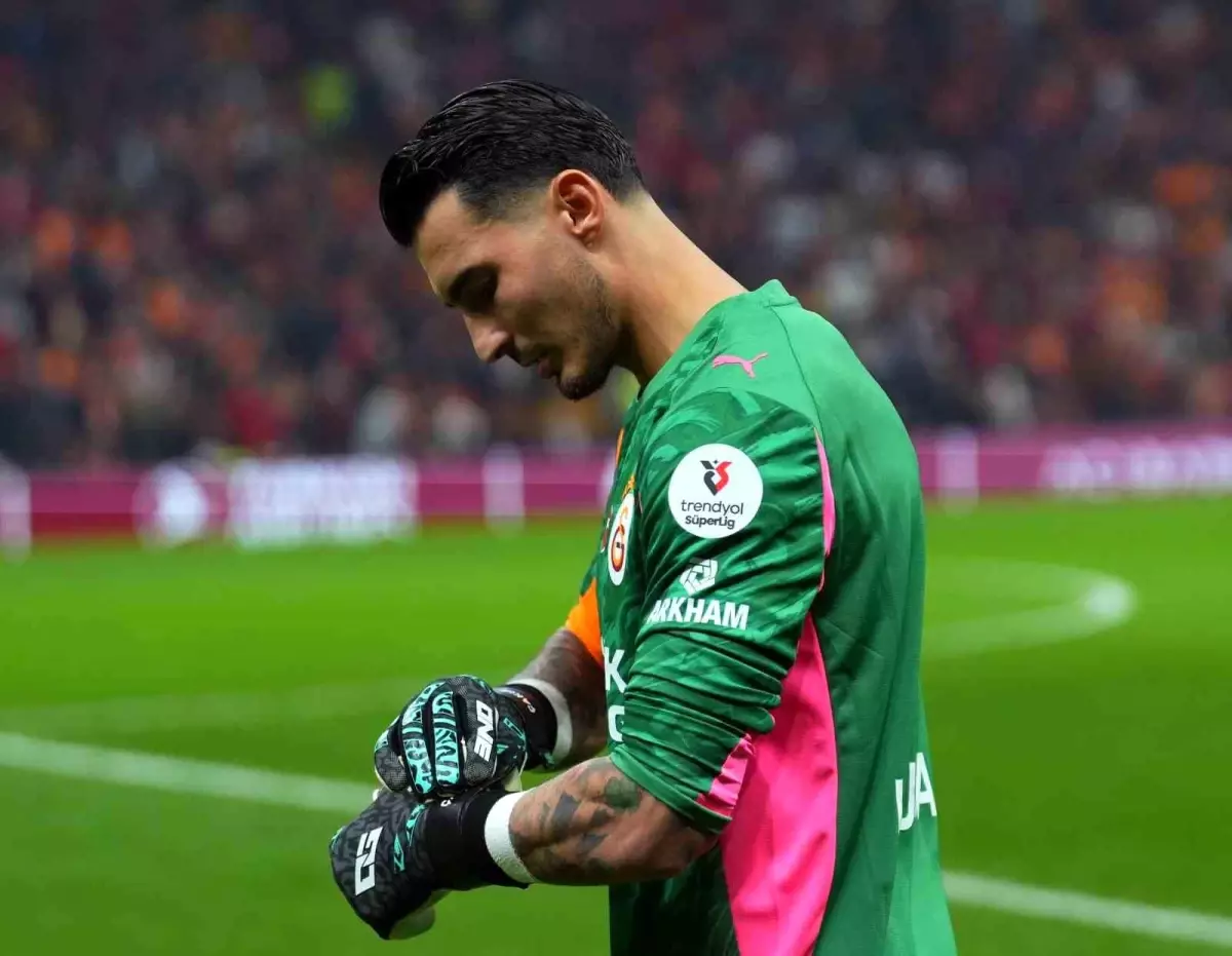 Galatasaray, Trabzonspor&apos;u Gole Kapattı