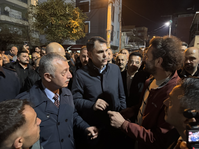 Gebze'de çöken binanın çevresindeki 16 bina boşaltıldı! Kolonlar çatladı 5 gebze de coken binanin cevresindeki 16 bina 19207679 452 m