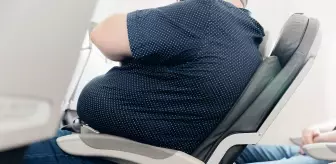 Hava yolu şirketi artık kilolu yolculardan 2 koltuk parası alacak