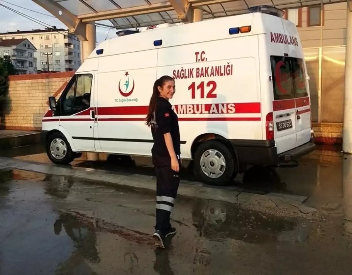 Rize'de kamyonetin çarptığı paramedik 5 günlük yaşam mücadelesini kaybetti