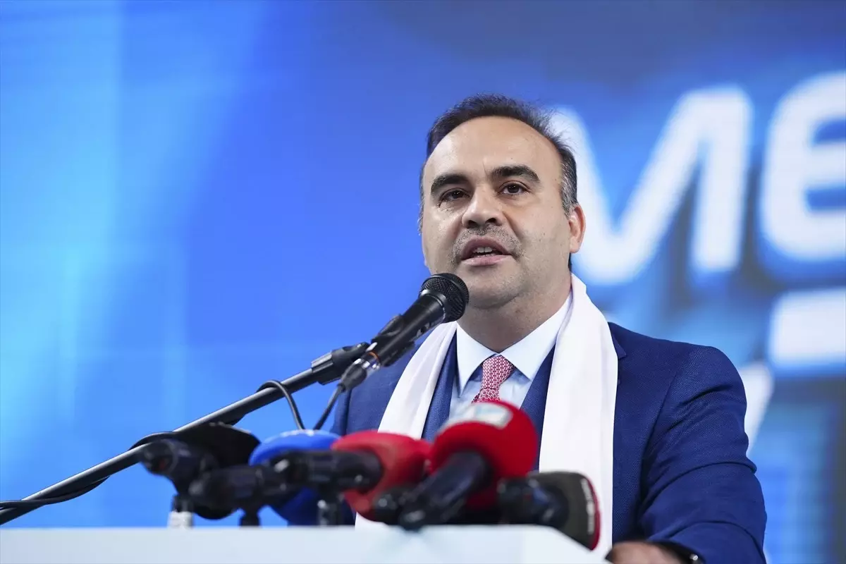 Sanayi ve Teknoloji Bakanı Kacır, DENEYAP İstanbul'un mezuniyet töreninde konuştu Açıklaması