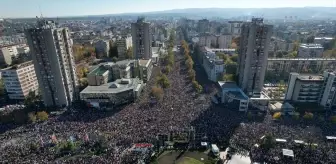 Novi Sad'da 16 Kişi İçin Anma Töreni Düzenlendi