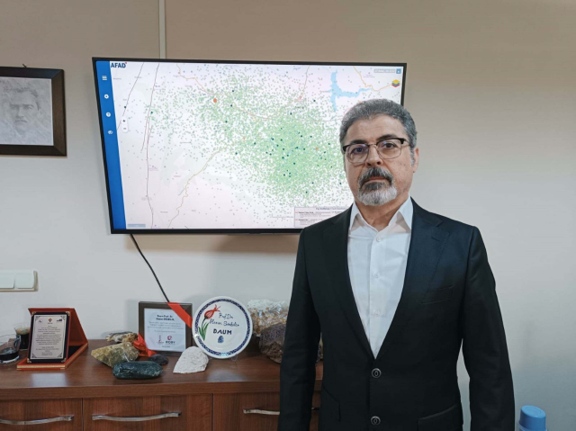 Yeni faylar tespit edildi! Prof. Dr. Sözbilir'den beşik gibi sallanan kente korkutan uyarı 5 yeni faylar tespit edildi prof dr sozbilir den 19207966 9519 m
