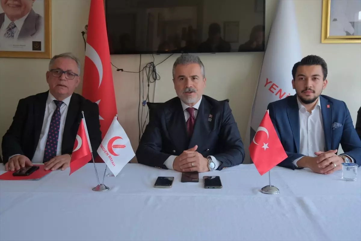 Yeniden Refah Partisi Genel Başkan Yardımcısı Suat Kılıç, Kırklareli'nde Partililerle Bir Araya Geldi