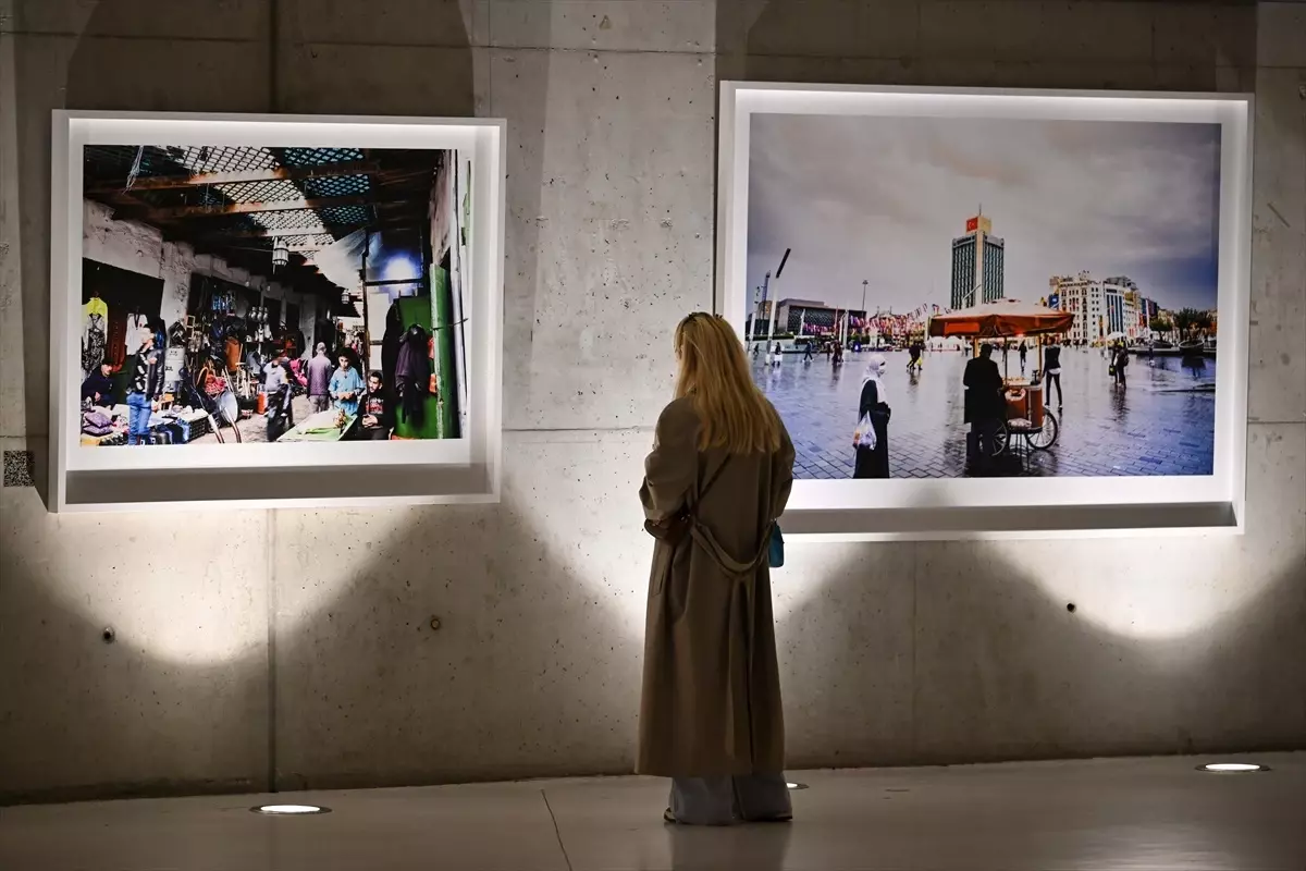 Zeki Demirkubuz'un İkinci Kişisel Fotoğraf Sergisi Ankara'da Açıldı
