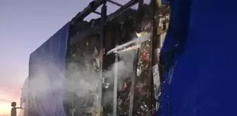 Anadolu Otoyolu'nda Tır Dorsesinde Yangın Çıktı